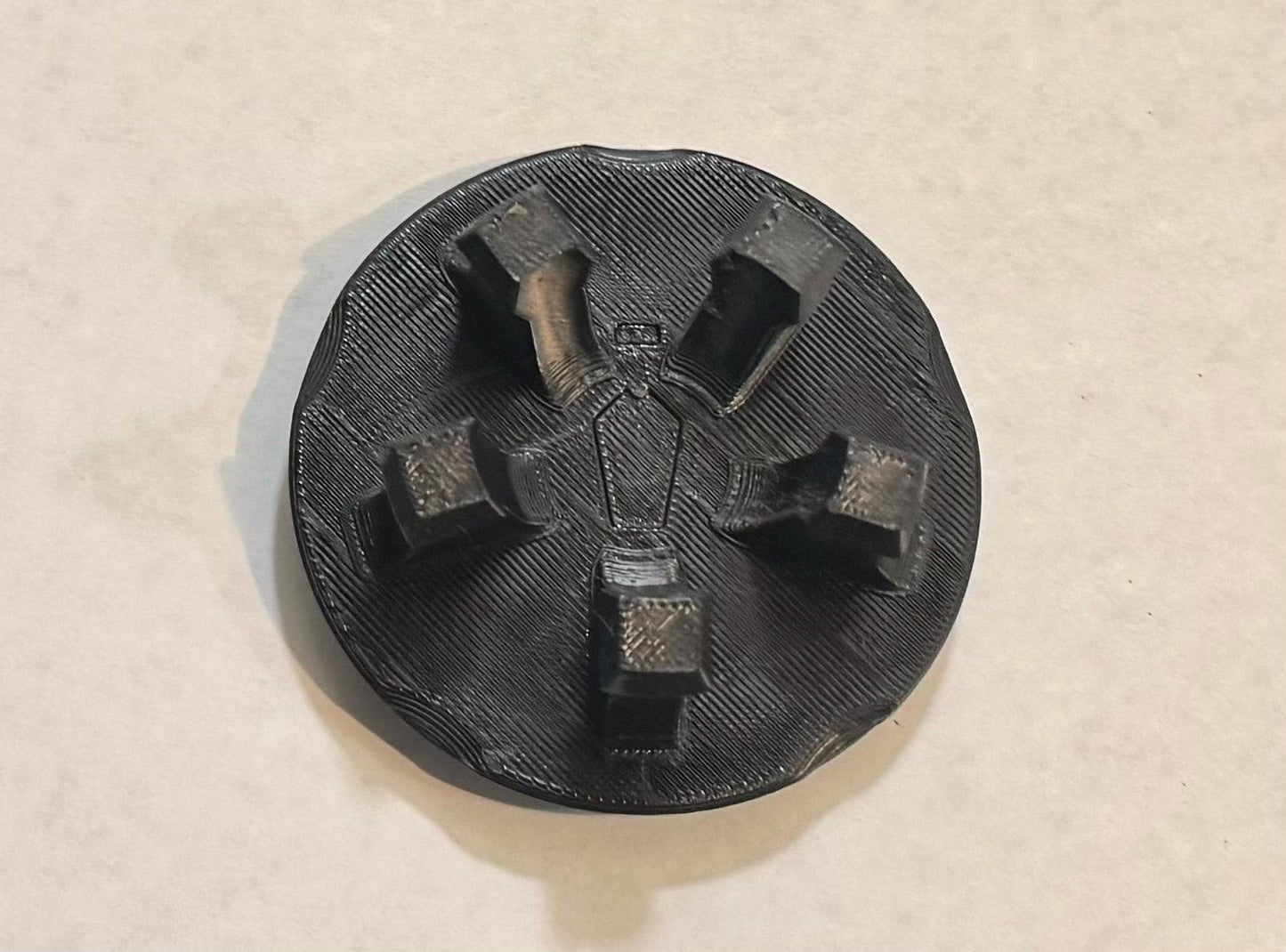 Photon Center Cap Back side, this is the part the goes in to the Center Hole of your wheel